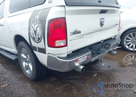 2017 Ram 1500 Big Horn 4X4 5'7 Box из США, поврежденный, VIN 1C6RR7LT5HS853190